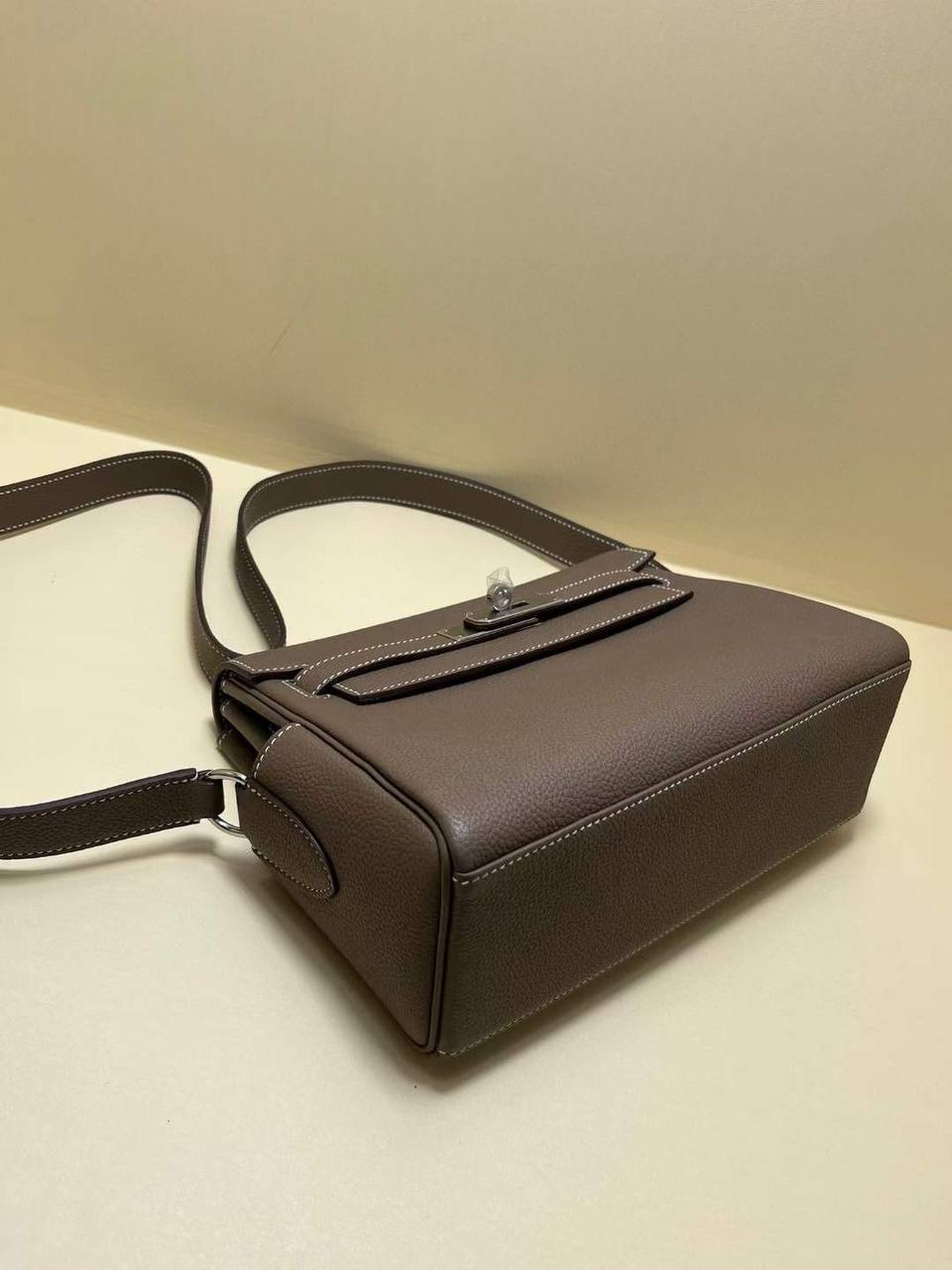 МУЖСКАЯ СУМКА МЕССЕНДЖЕР HERMES детальное фото