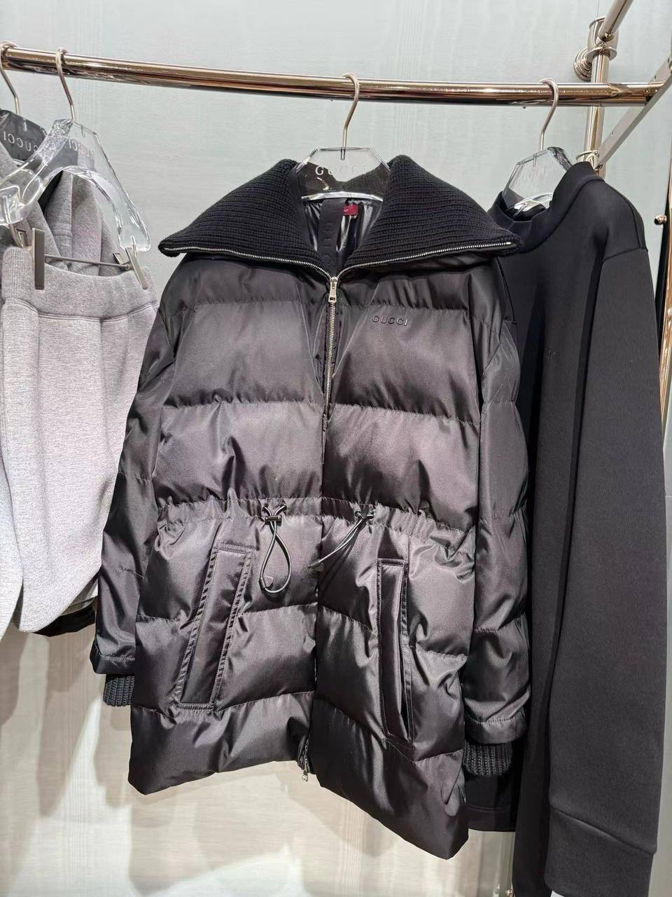 ПУХОВИК GUCCI детальное фото