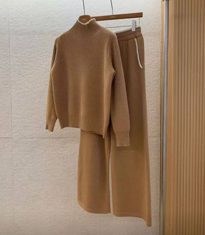 КОСТЮМ LORO PIANA фото