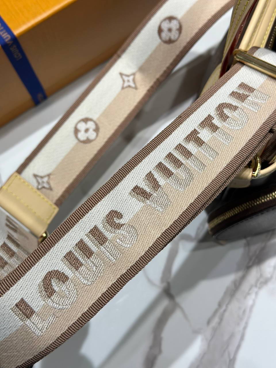 СУМКА LOUIS VUITTON PREMIUM детальное фото