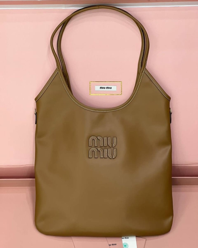 СУМКА MIU MIU фото