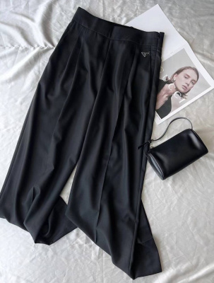 БРЮКИ PRADA фото