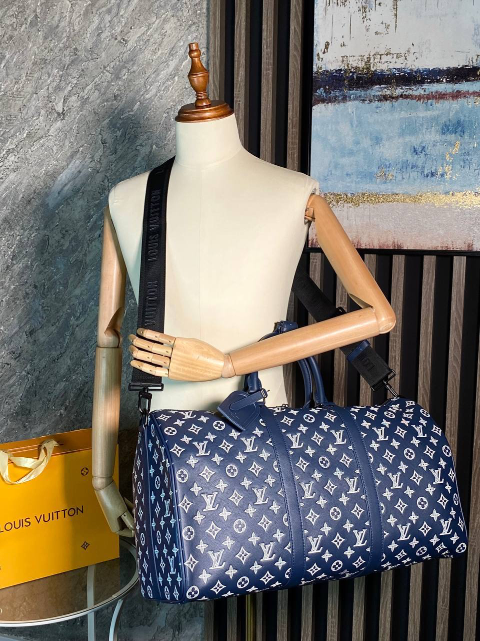 ДОРОЖНАЯ СУМКА LOUIS VUITTON детальное фото