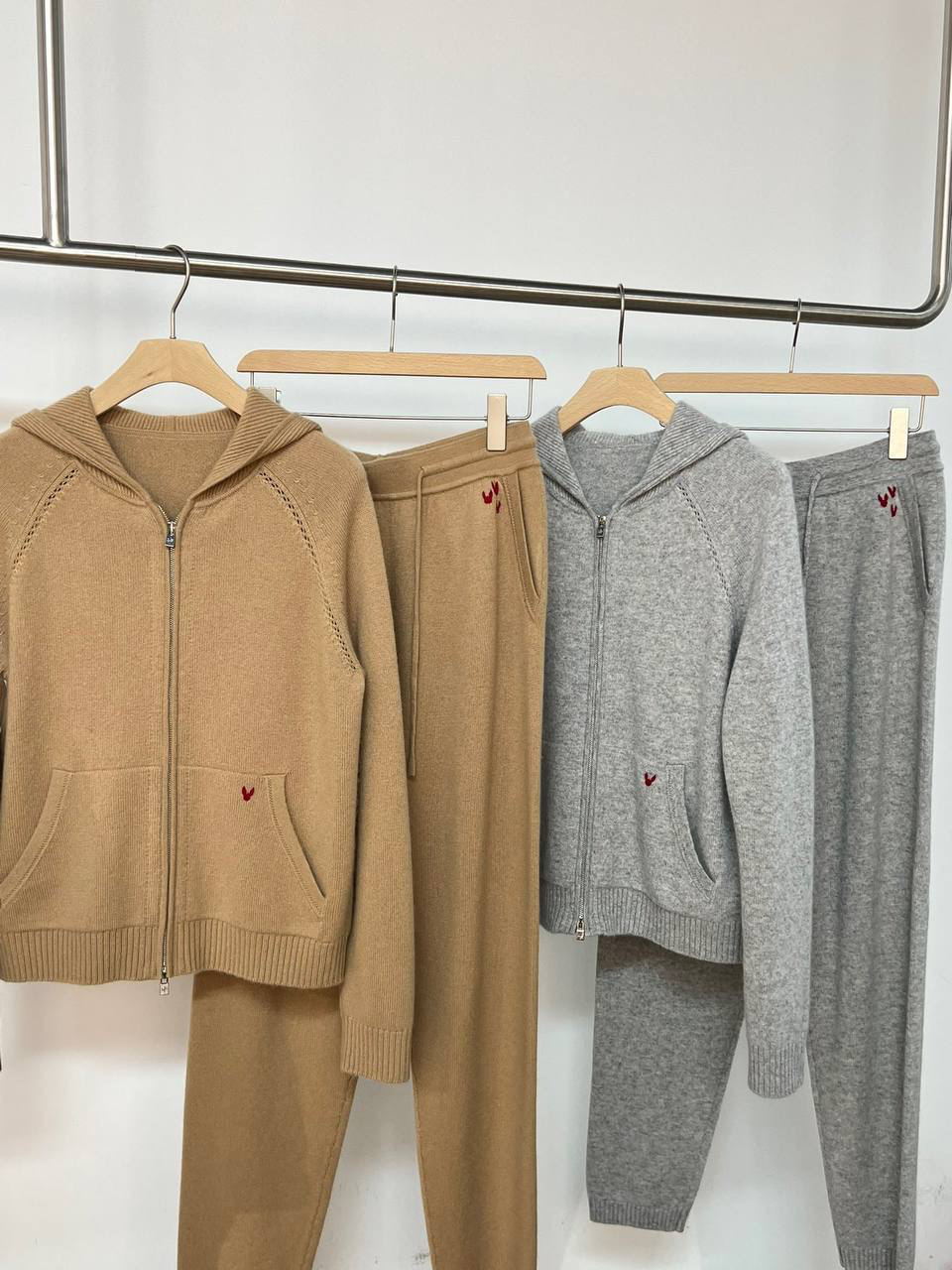 КОСТЮМ LORO PIANA детальное фото