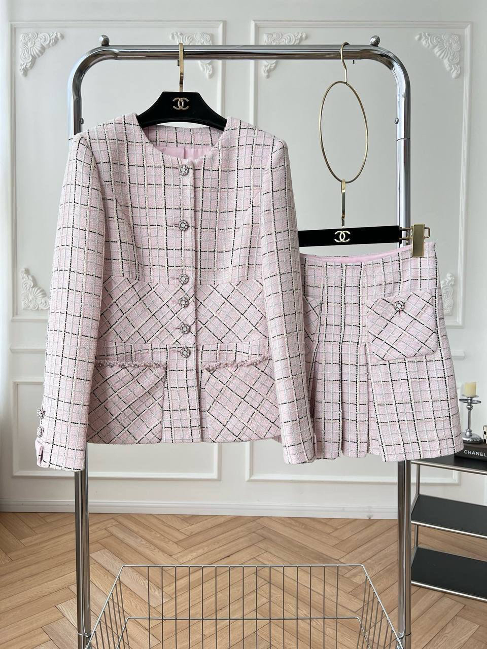 КОСТЮМ CHANEL детальное фото