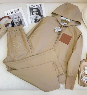 КОСТЮМ LOEWE фото