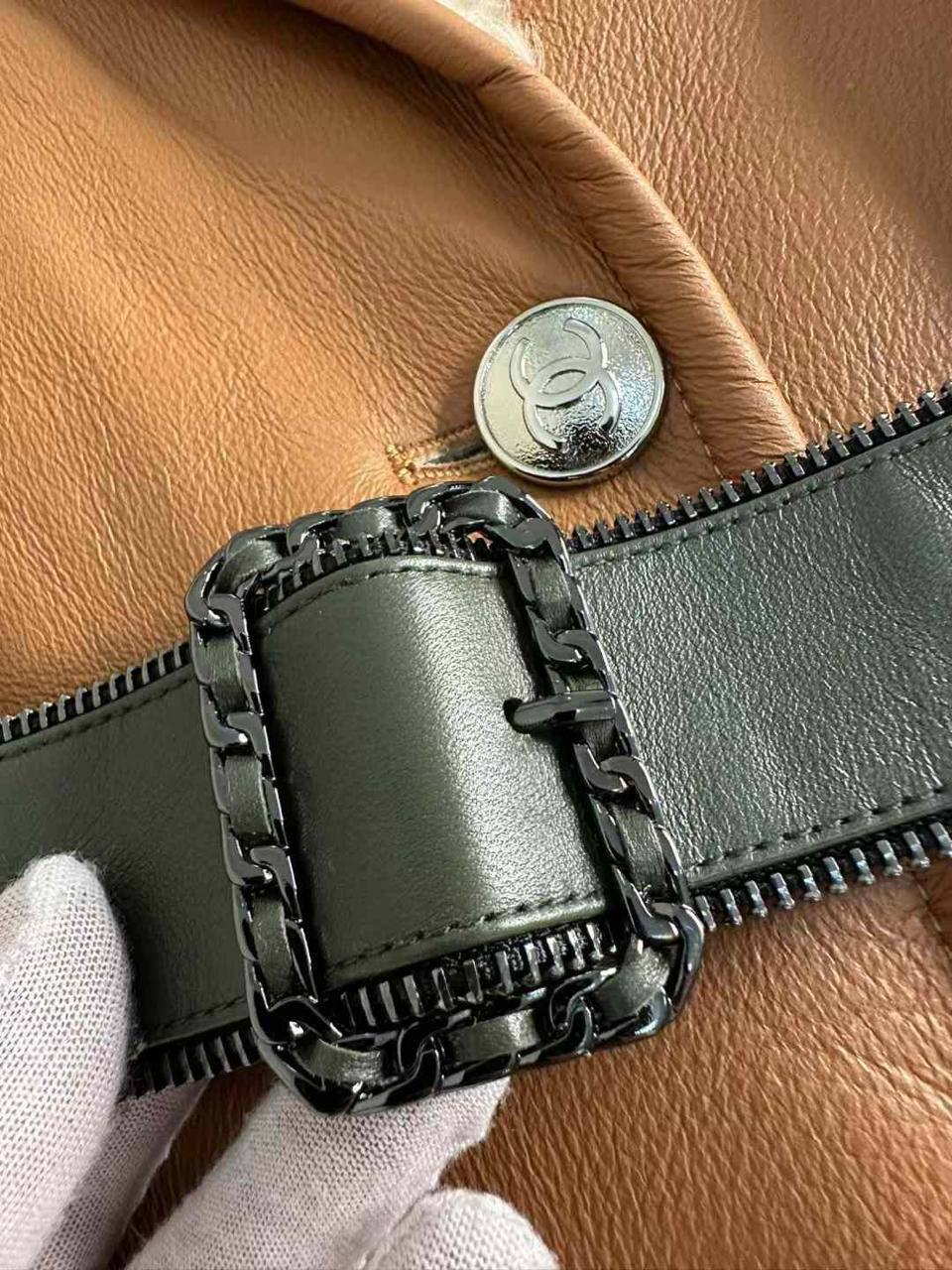 ДУБЛЕНКА CHANEL детальное фото