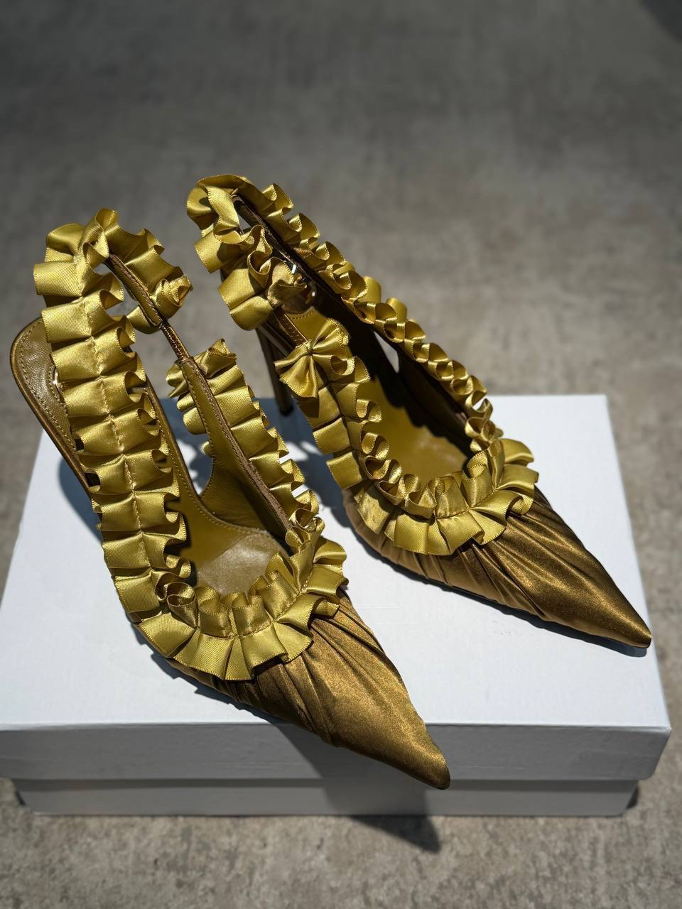ТУФЛИ SAINT LAURENT детальное фото
