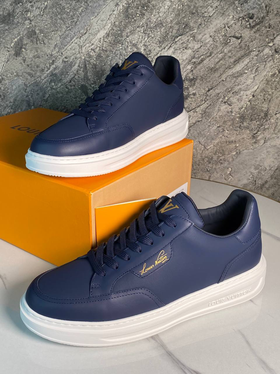 МУЖСКИЕ КЕДЫ LOUIS VUITTON детальное фото