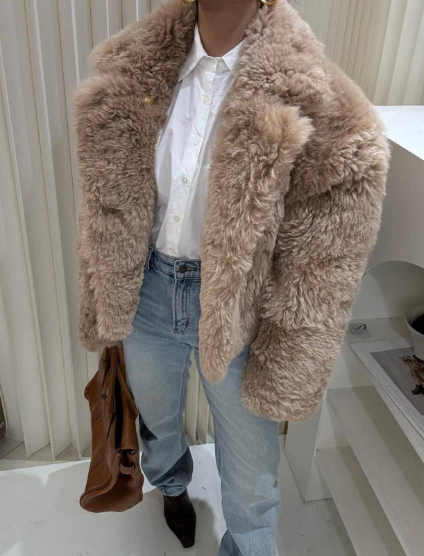 ШУБА FENDI фото