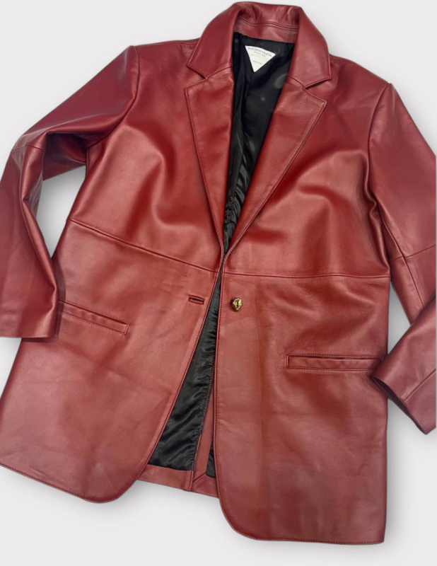 КУРТКА BOTTEGA VENETA фото