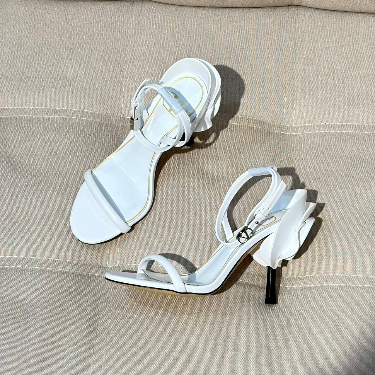 БОСОНОЖКИ VALENTINO детальное фото