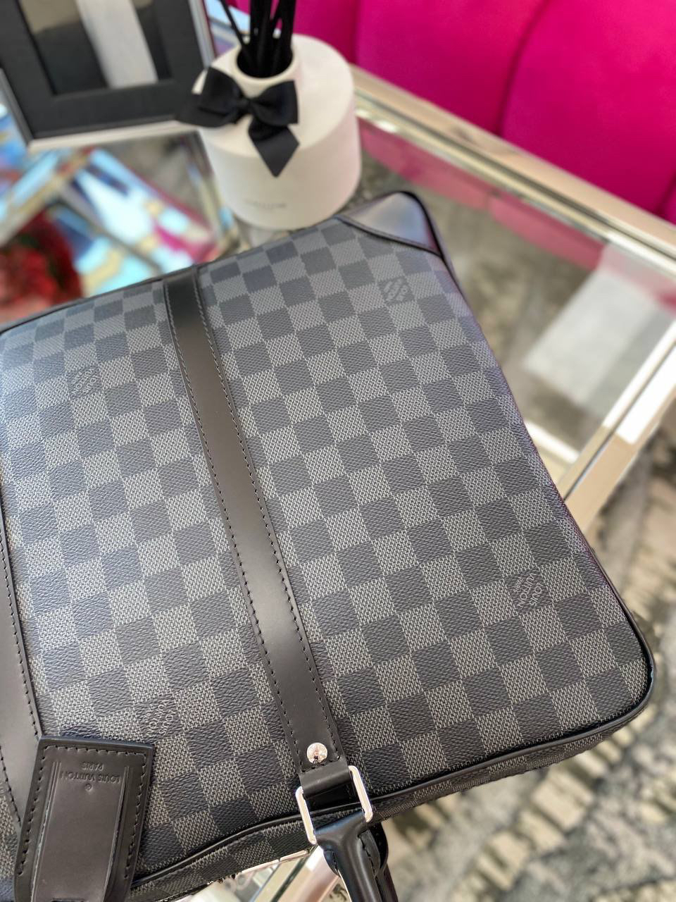 ПОРТФЕЛЬ LOUIS VUITTON PORTE-DOCUMENTS VOYAGE детальное фото