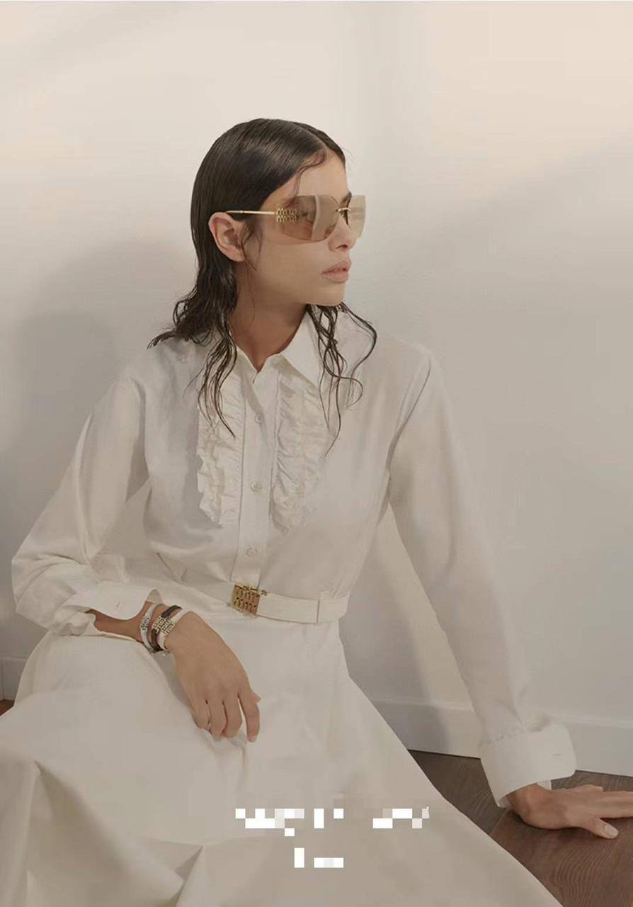 ПЛАТЬЕ MIU MIU детальное фото