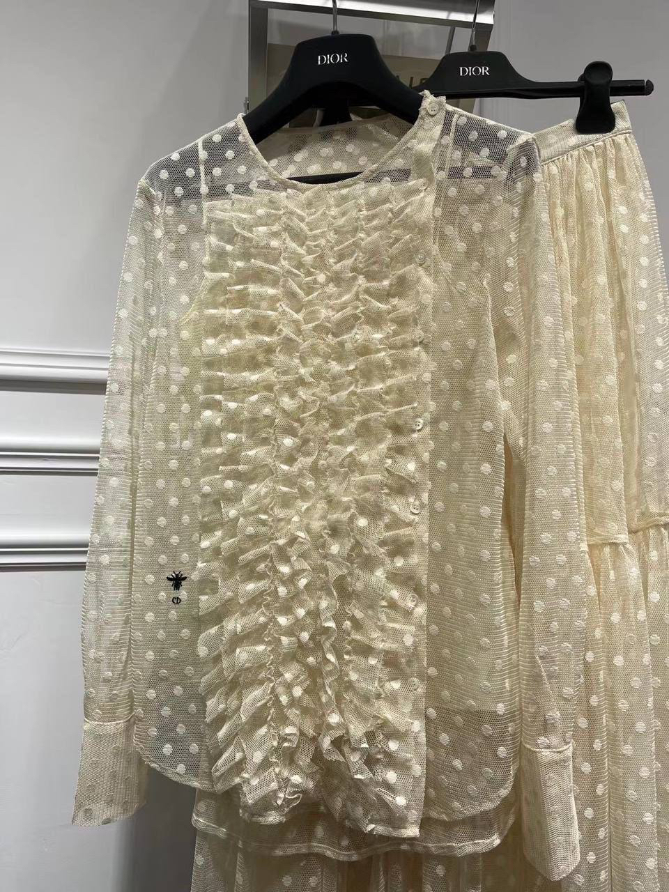 КОСТЮМ CHRISTIAN DIOR детальное фото