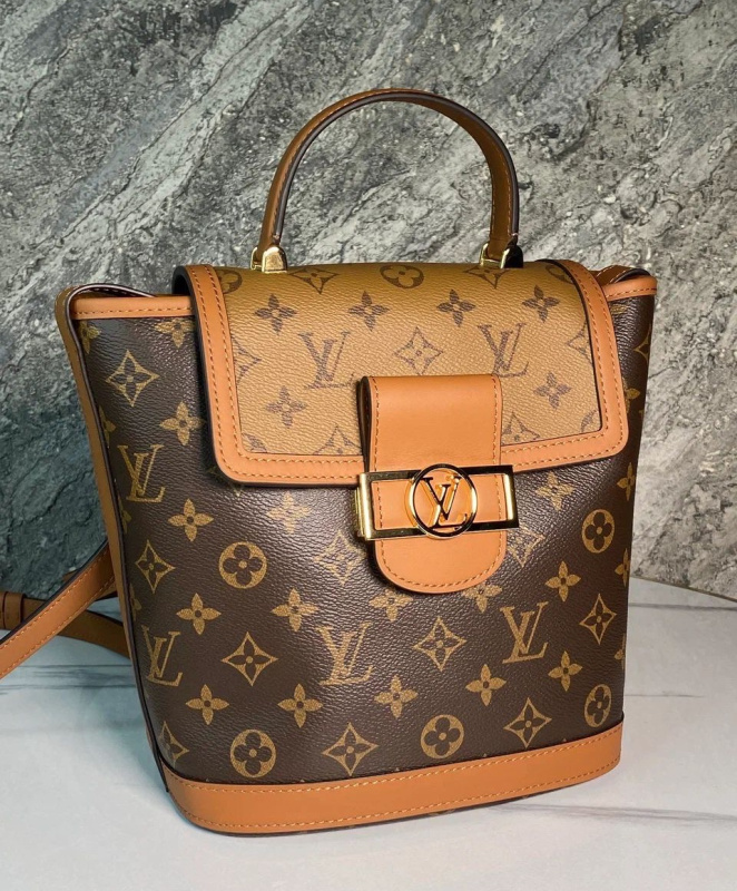 РЮКЗАК LOUIS VUITTON фото
