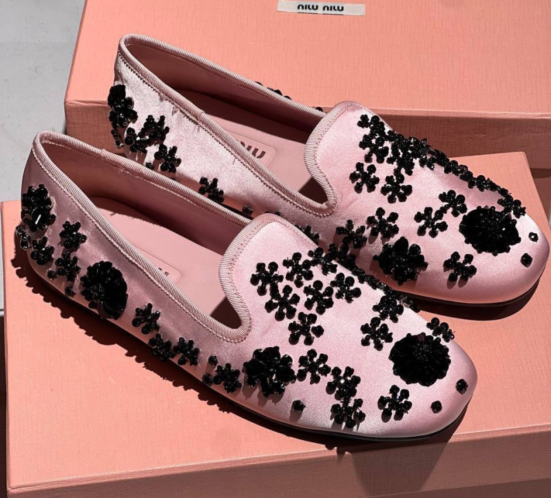 ЛОФЕРЫ MIU MIU фото