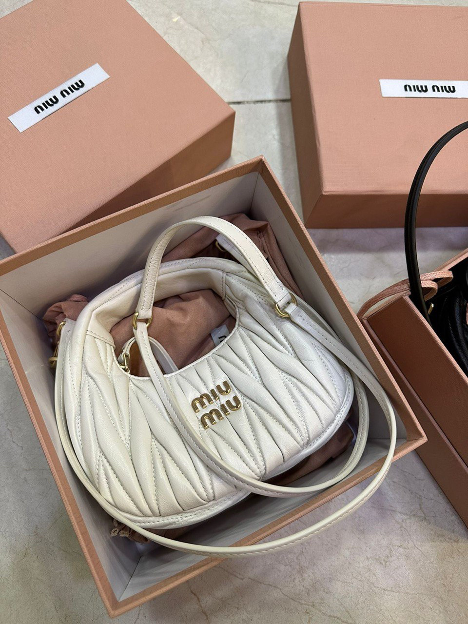 СУМКА MIU MIU WANDER детальное фото