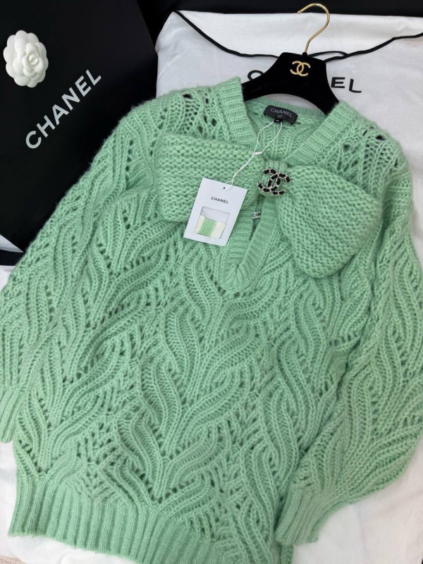СВИТЕР CHANEL фото