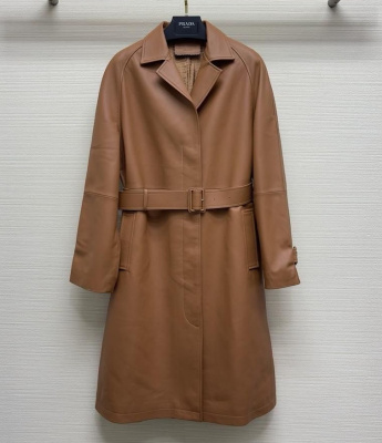 ПЛАЩ PRADA фото