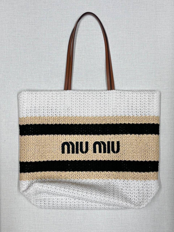 СУМКА MIU MIU фото