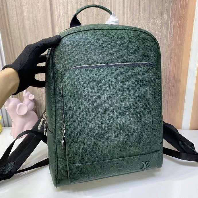 МУЖСКОЙ РЮКЗАК LOUIS VUITTON детальное фото