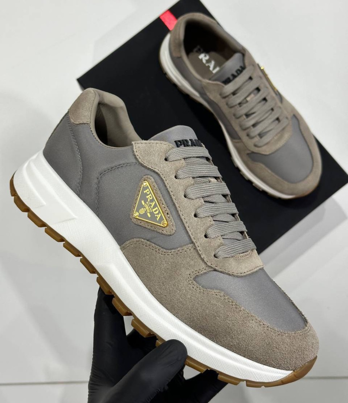 МУЖСКИЕ КРОССОВКИ PRADA фото