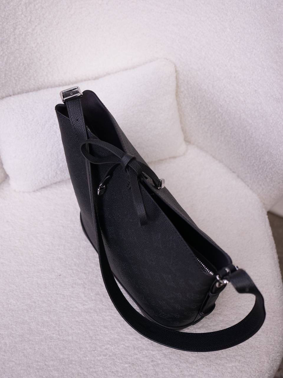 СУМКА LOUIS VUITTON детальное фото