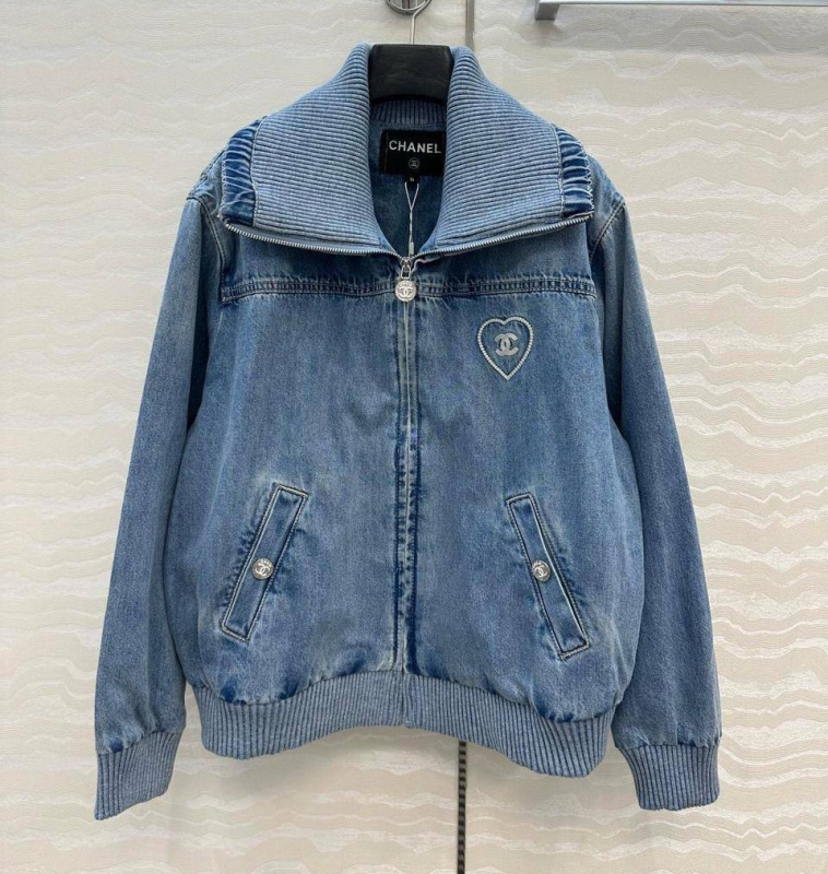 БОМБЕР CHANEL фото