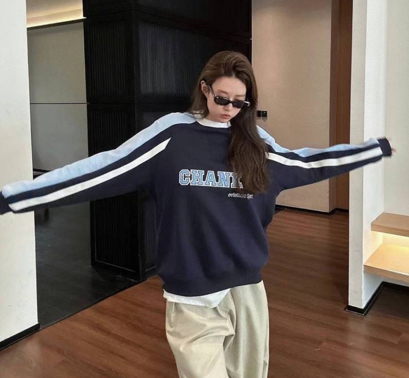 ТОЛСТОВКА CHANEL фото