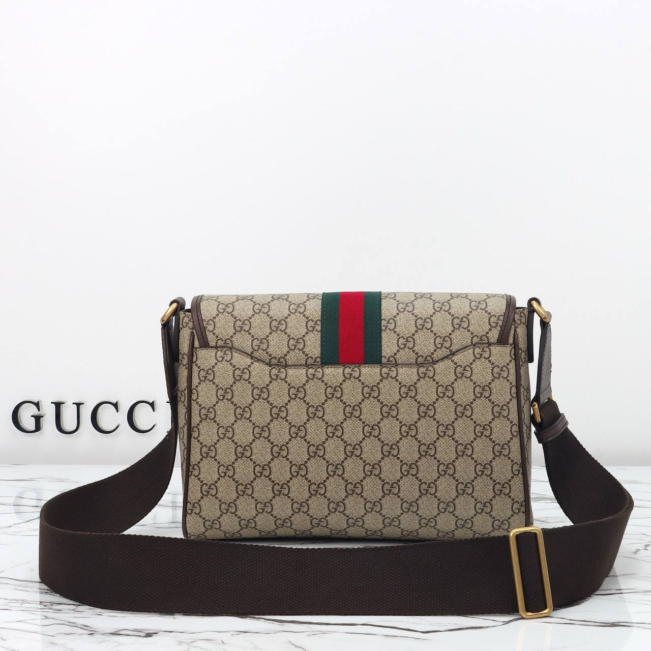 МУЖСКАЯ СУМКА МЕССЕНДЖЕР GUCCI детальное фото