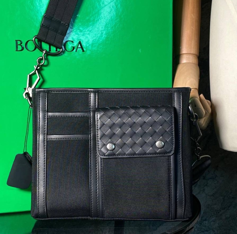 МУЖСКАЯ СУМКА МЕСЕНДЖЕР BOTTEGA VENETA фото