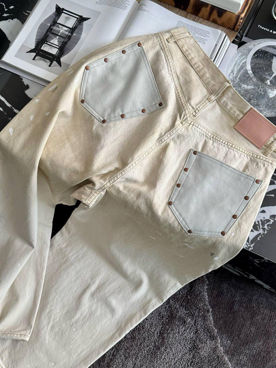 ДЖИНСЫ ACNE STUDIOS детальное фото