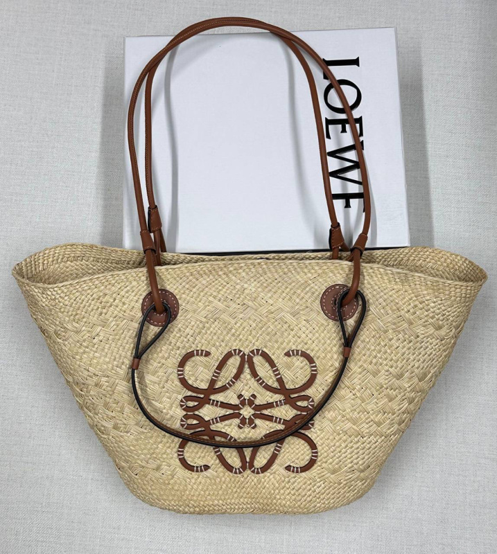 СУМКА LOEWE фото