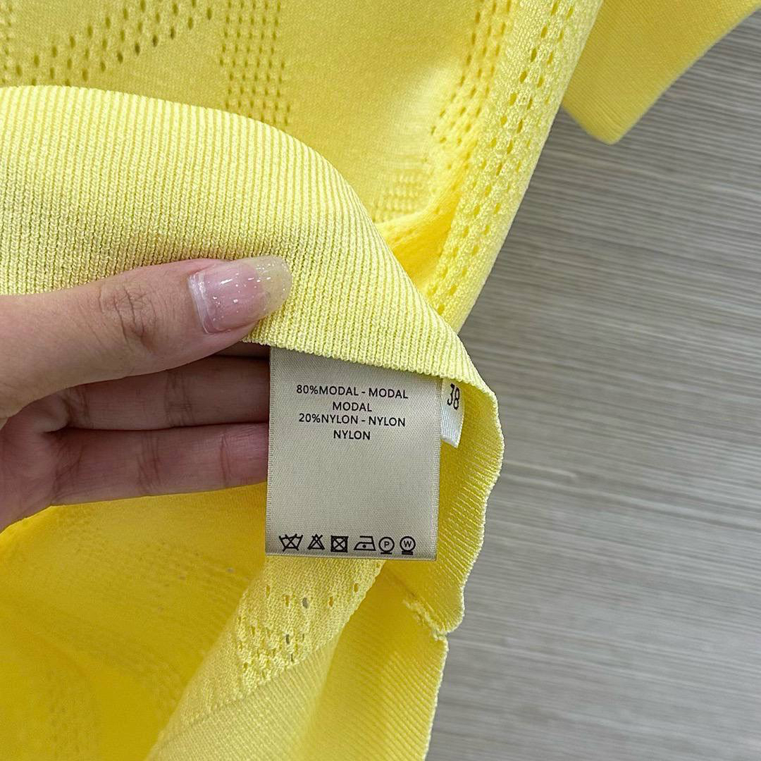 ФУТБОЛКА HERMES детальное фото