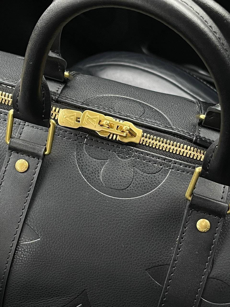 ДОРОЖНАЯ СУМКА LOUIS VUITTON детальное фото