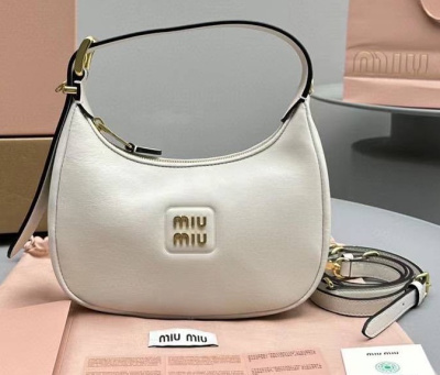 СУМКА MIU MIU фото