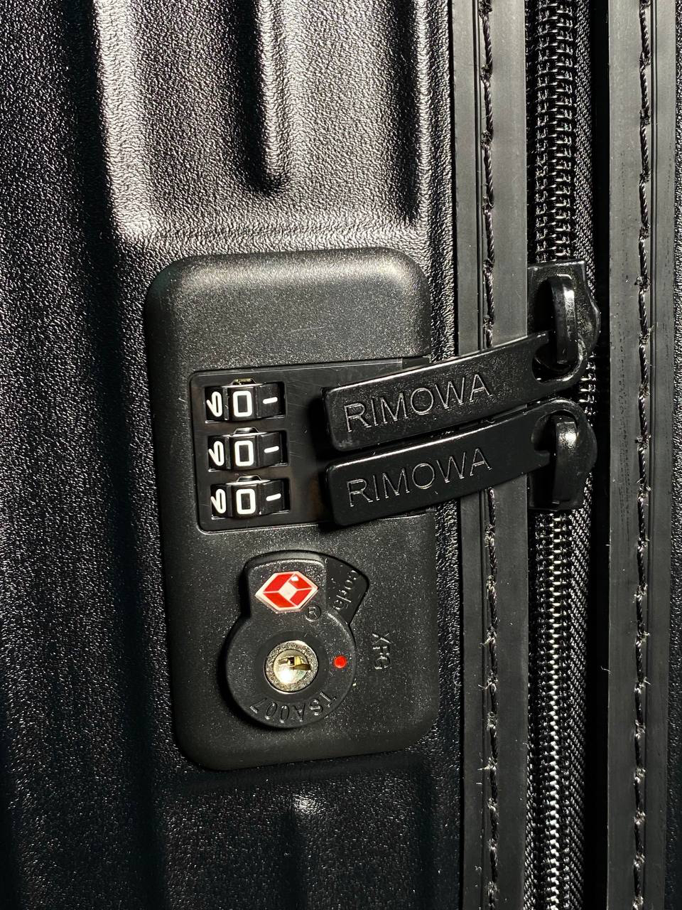ЧЕМОДАН RIMOWA детальное фото