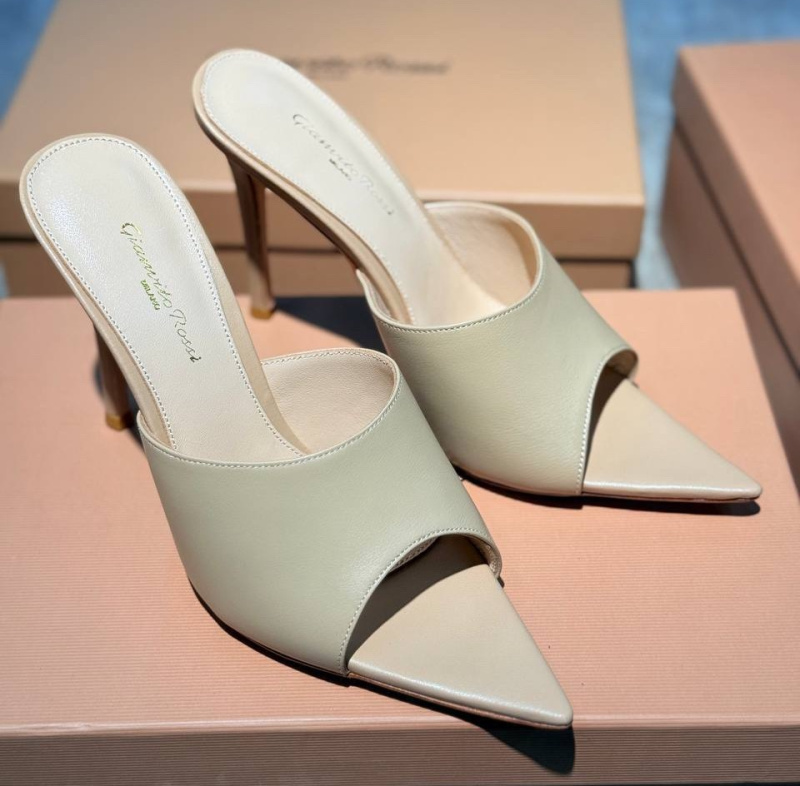 ШЛЕПКИ GIANVITO ROSSI фото