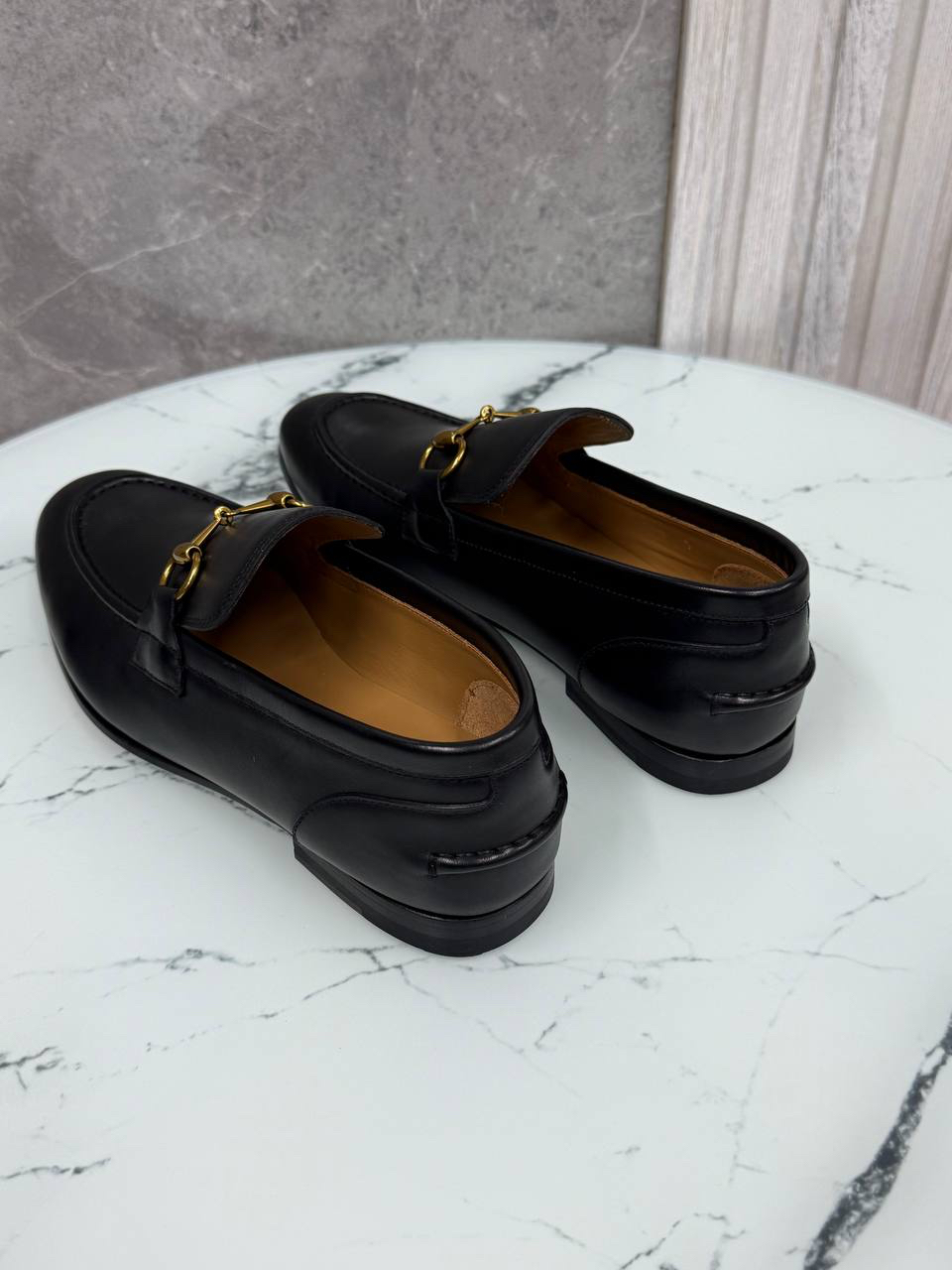 МУЖСКИЕ ЛОФЕРЫ GUCCI детальное фото