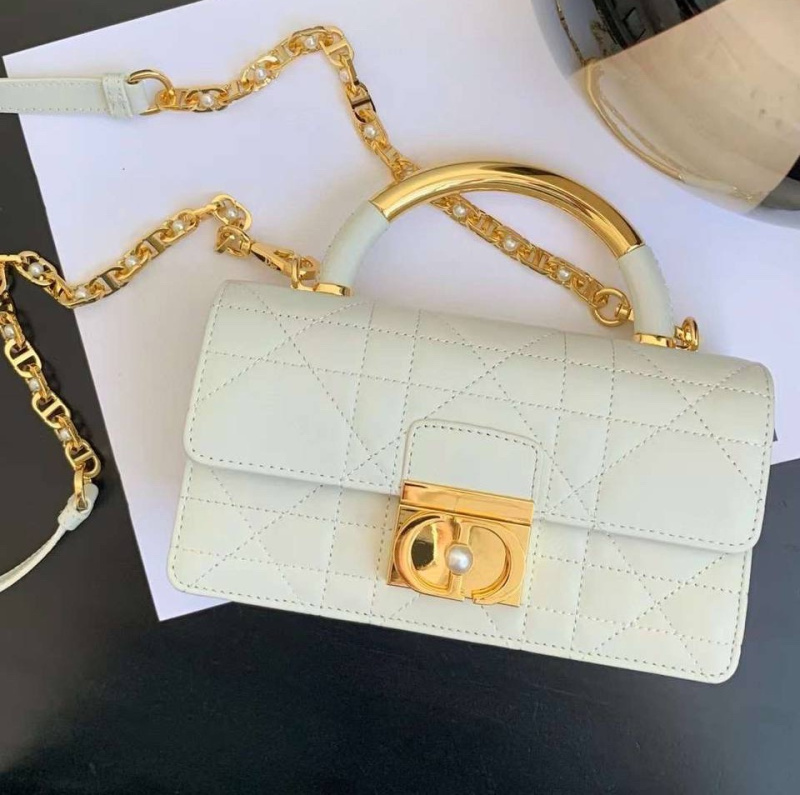 СУМКА CHRISTIAN DIOR фото