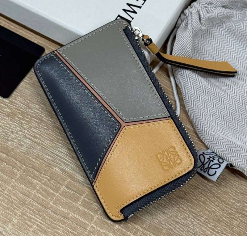 КАРТХОЛДЕР LOEWE фото