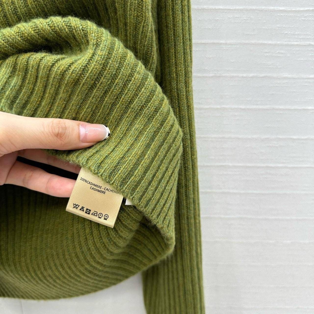 СВИТЕР HERMES детальное фото