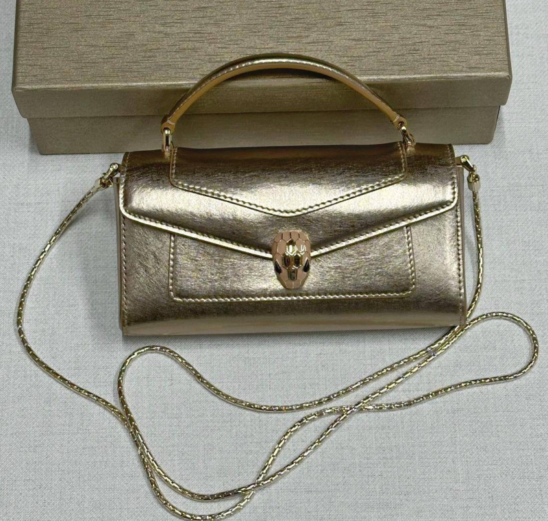 СУМКА BVLGARI фото