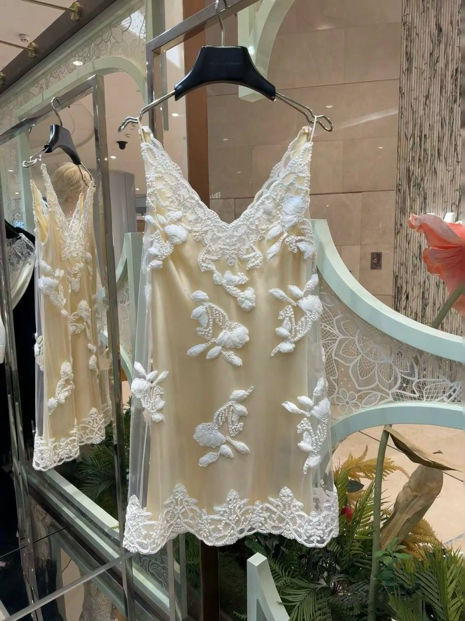 ПЛАТЬЕ ERMANNO SCERVINO детальное фото