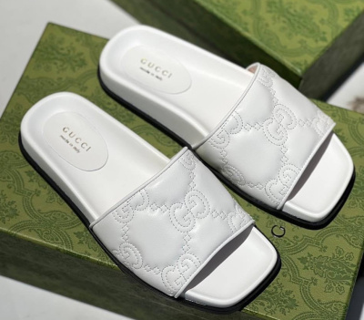 ШЛЕПКИ GUCCI фото