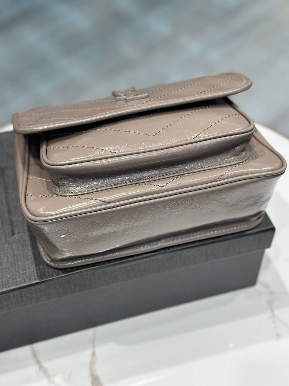 СУМКА SAINT LAURENT NIKI SMALL детальное фото