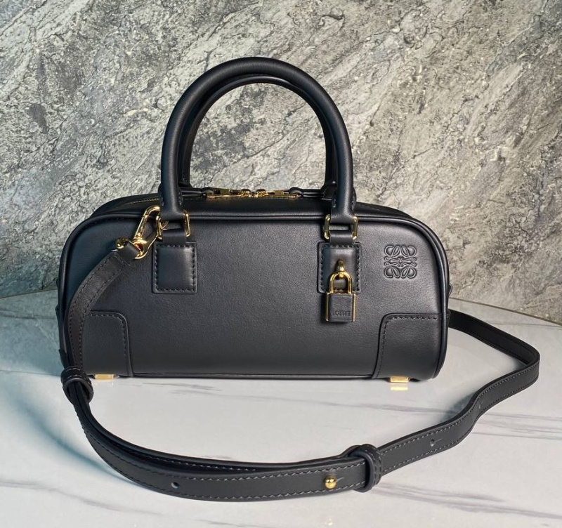 СУМКА LOEWE фото