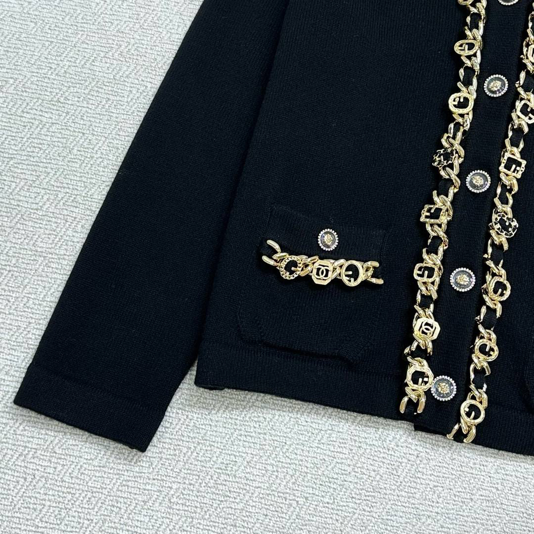 КАРДИГАН CHANEL детальное фото