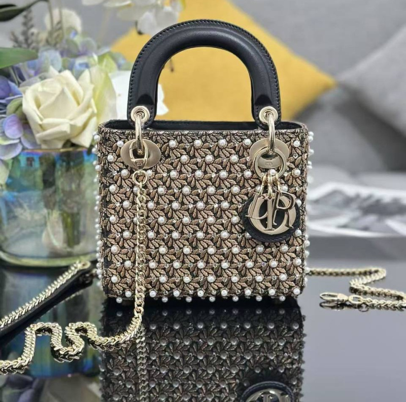 СУМКА CHRISTIAN DIOR LADY фото